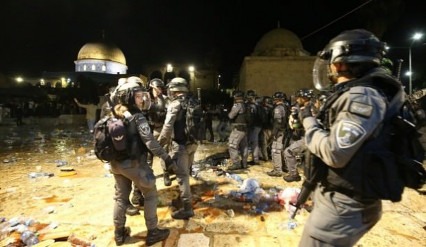 Foto - Meğer bunun için harekete geçmiş! Kusmuğunda boğul rezil herif