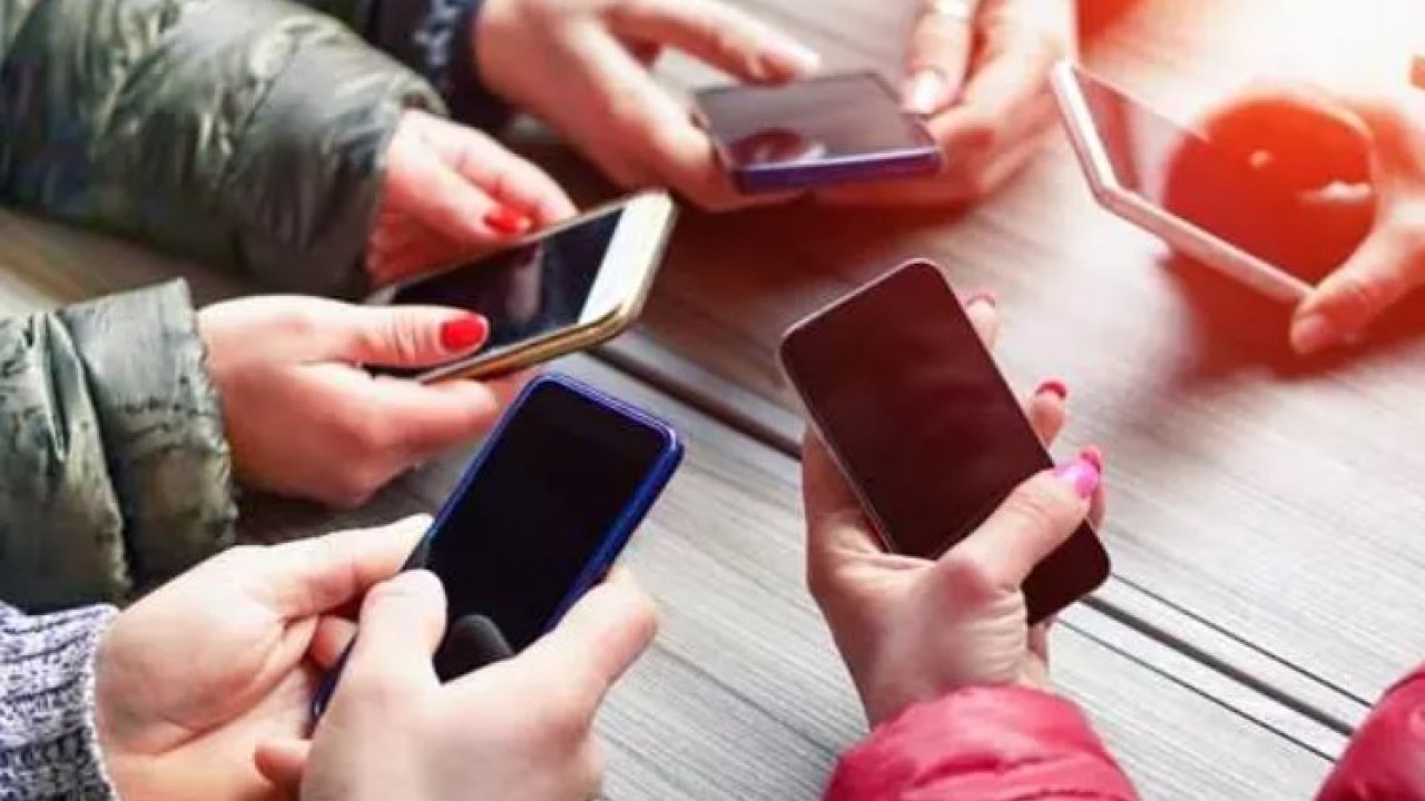 Meğer ekran görüntüsü toplamış: Bu uygulamayı hemen silin!