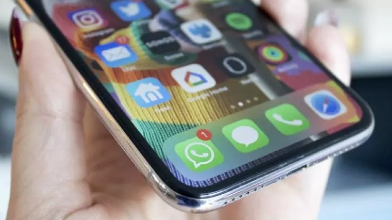 Foto - Meğer ekran görüntüsü toplamış: Bu uygulamayı hemen silin!