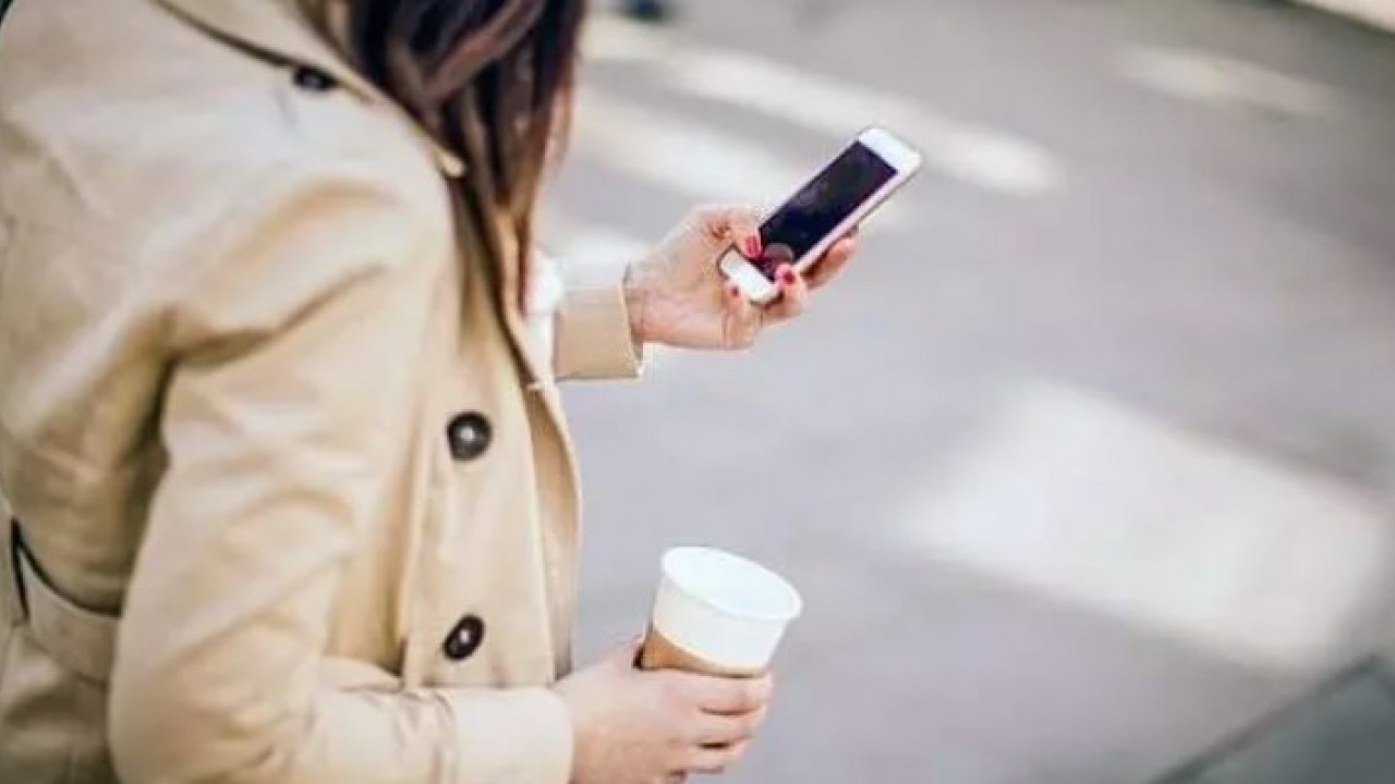 Foto - Meğer ekran görüntüsü toplamış: Bu uygulamayı hemen silin!