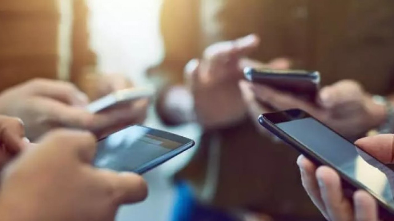 Foto - Meğer ekran görüntüsü toplamış: Bu uygulamayı hemen silin!