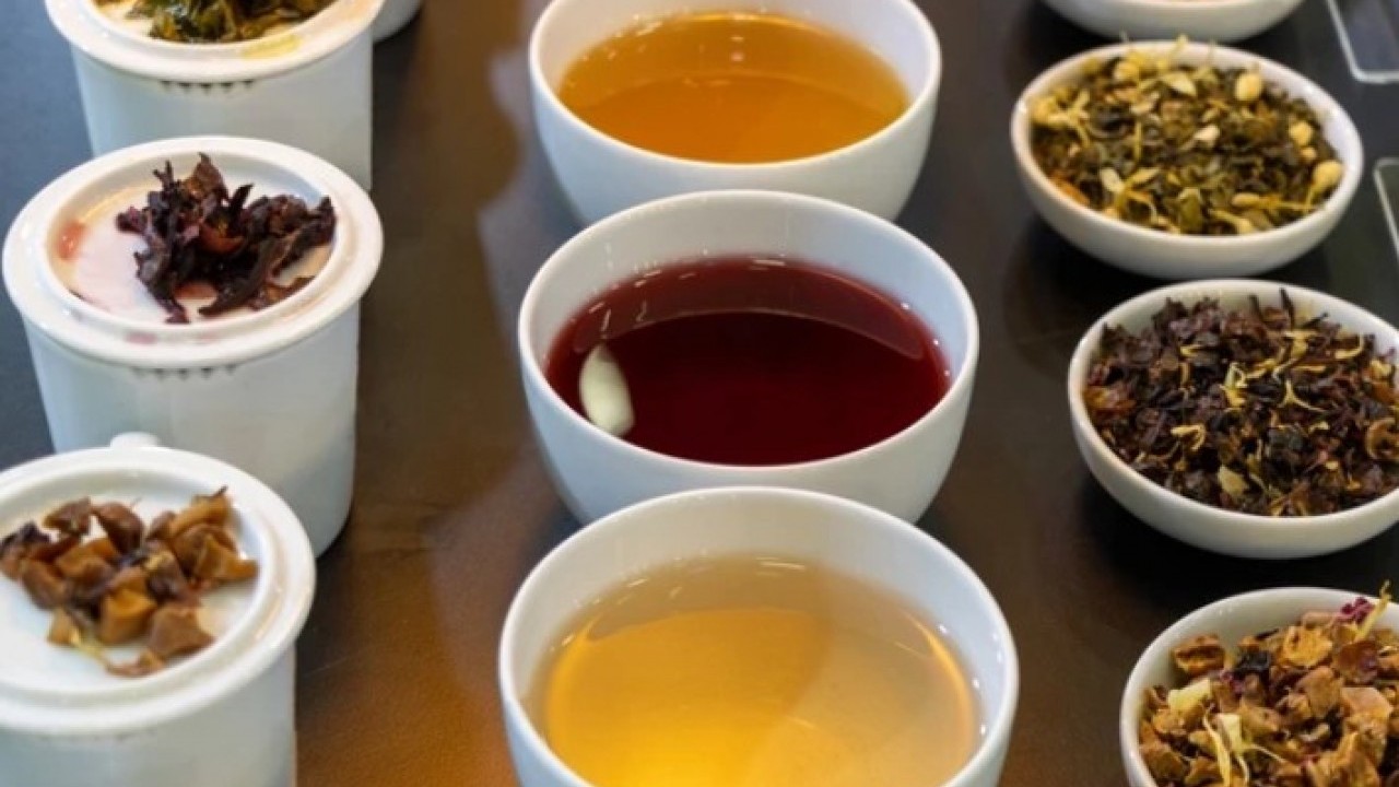 Foto - Meğer hepsinin yayrarı farklıymış: İşte çayın rengine göre şifa haritası! 
