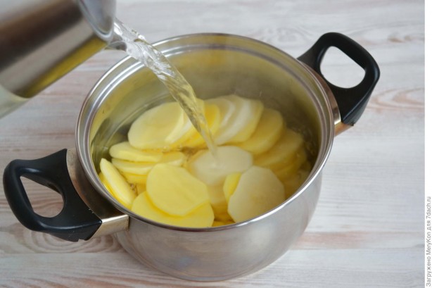 Foto - Meğer patatesi çok yanlış pişiriyormuşuz! Haşlama işte böyle yapılır