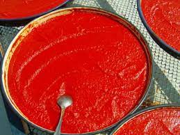 Foto - Meğer yanlış biliyormuşuz! Buraya bakın, ne zeytinyağı ne de salça küflenmeyecek: Yapılan çok kolay, denemeyen bin pişman