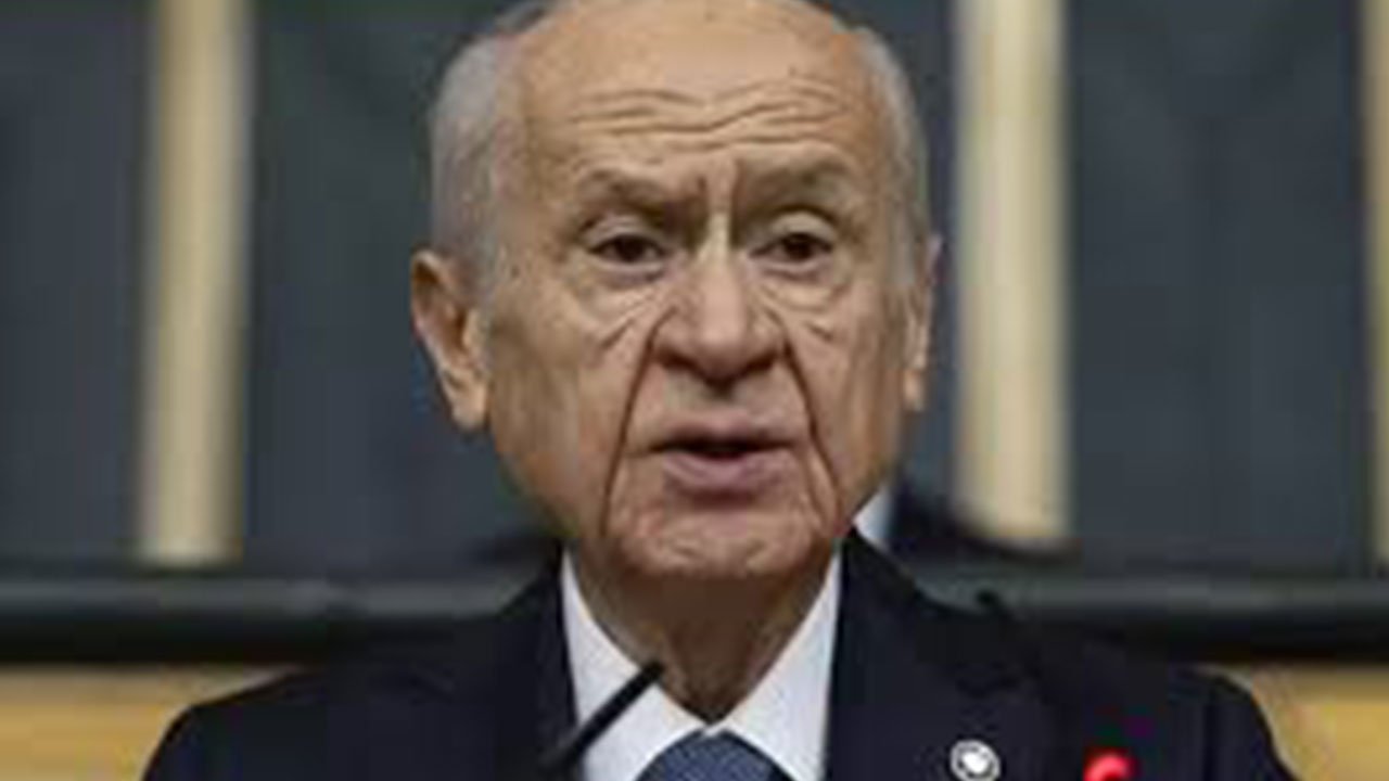 Foto - Mehmet Akif Ersoy'dan canlı yayında Devlet Bahçeli için olay sözler