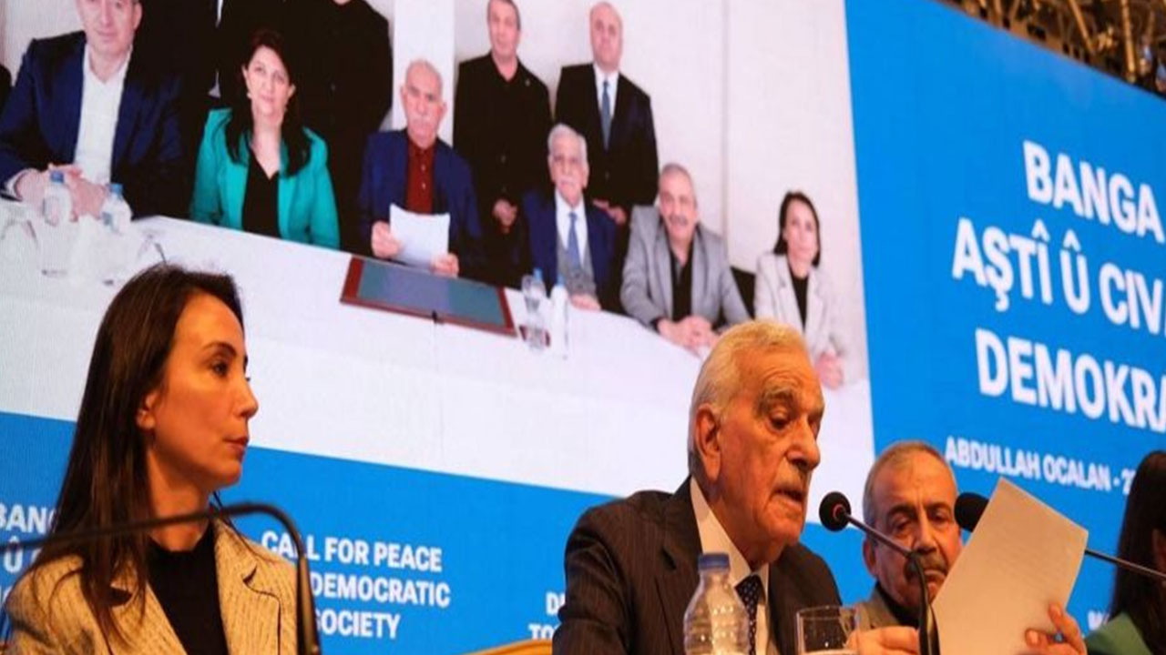 Foto - Mehmet Akif Ersoy'dan canlı yayında Devlet Bahçeli için olay sözler