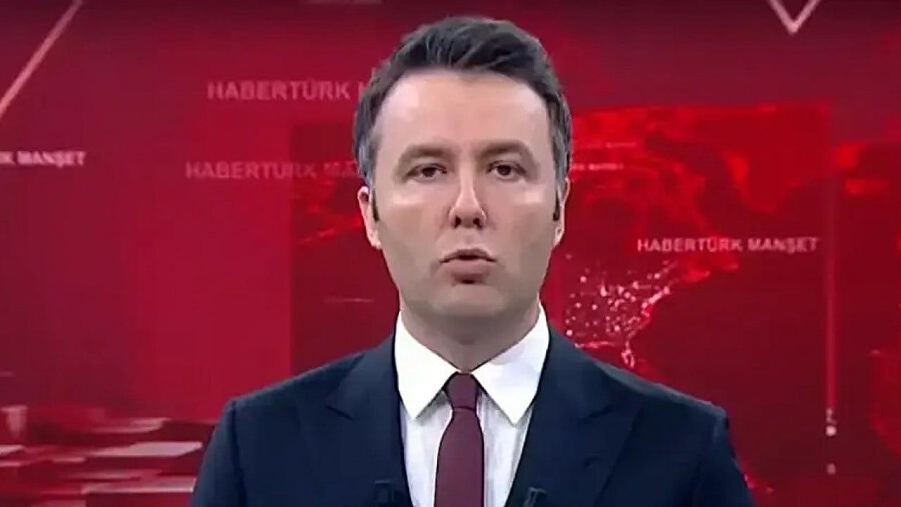 Mehmet Akif Ersoy'la ilgili iddialarda ismi geçiyordu: Cumhurbaşkanlığı İletişim Başkanlığı'ndaki görevinden istifa etti