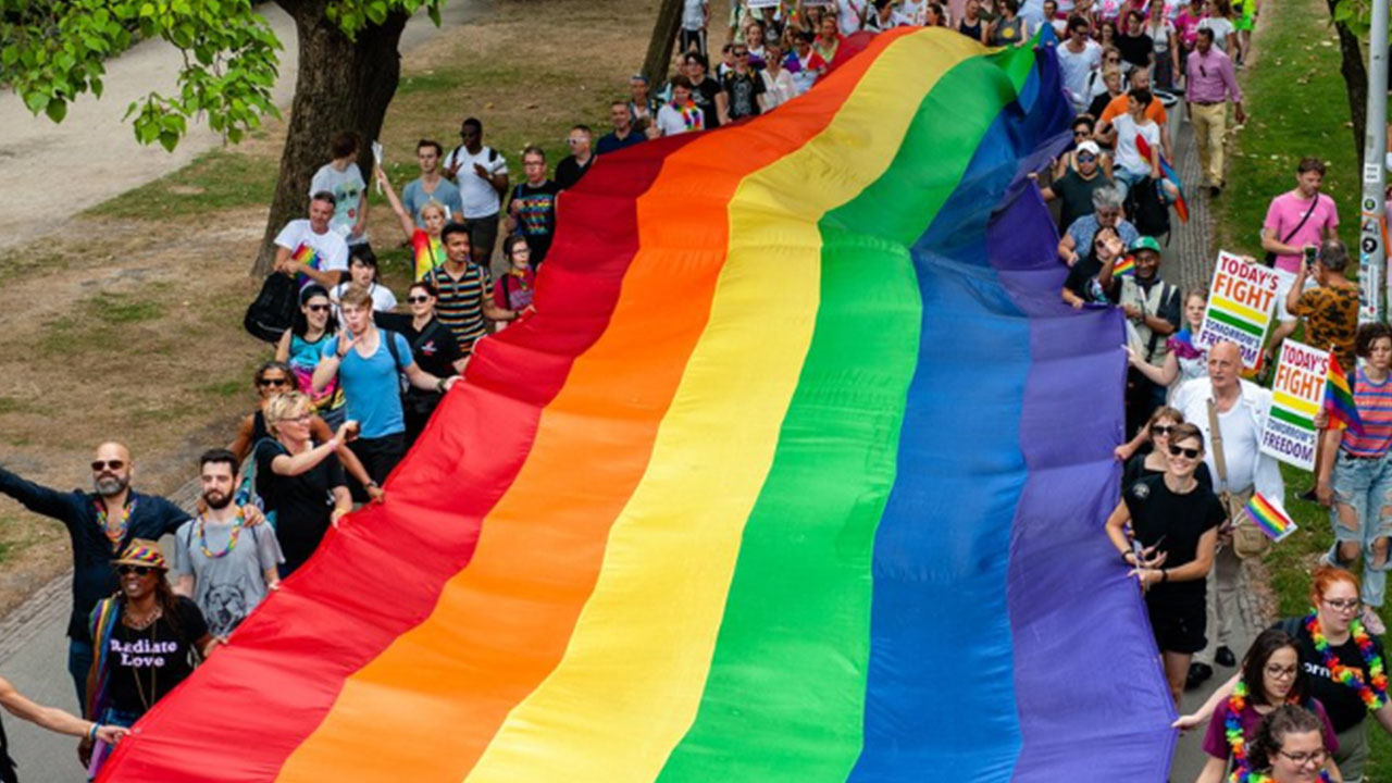 Foto - Mehmet Göktaş Hoca patladı: Tırnağının ucunu bile göstermeyen Kürt kızlarımıza dayatılmaya başlandı
