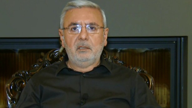 Foto - Mehmet Metiner, AK Partili o isimleri fena topa tutmuştu! Tek tek özür diledi: Bir hata ettim affola