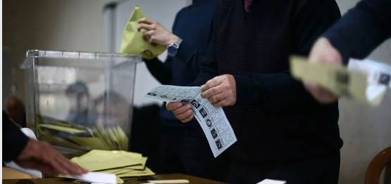 Foto - Mehmet Metiner skandalı duyurdu: Ben AK Partili değilim, Cumhurbaşkanı ısrar etti diyorlarmış