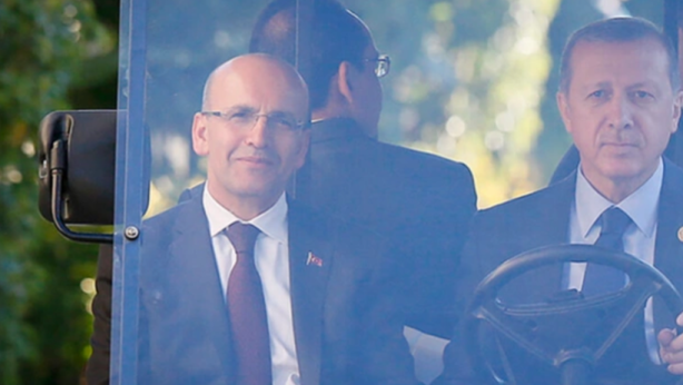 Mehmet Şimşek’in Hafize Gaye Erkan’dan sonra Merkez Bankası için Erdoğan’a önerdiği ilk isim ortaya çıktı! Meğer…