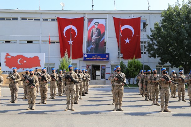 Foto - Mehmetçik dualarla sınır ötesine uğurlandı