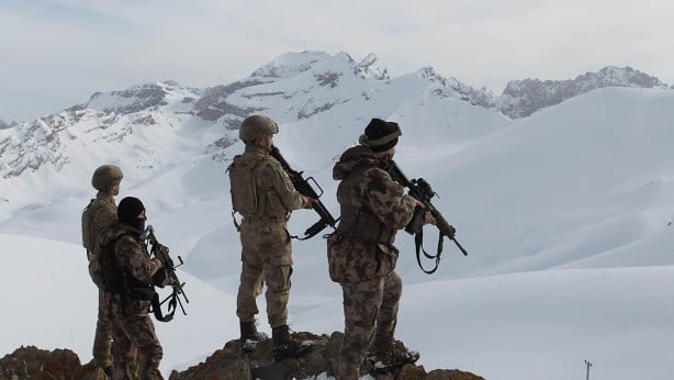 Foto - Mehmetçik Hakkari dağlarında