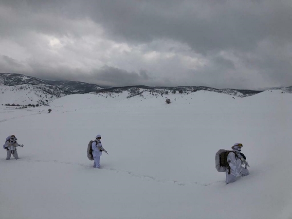 Foto - Mehmetçik sahaya indi... Hainler kıskaca alındı