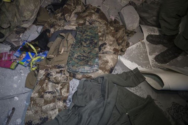 Foto - Mehmetçik terör örgütünün karargahını buldu