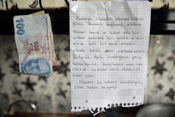 Foto - Mehmetçikten duygulandıran hassasiyet