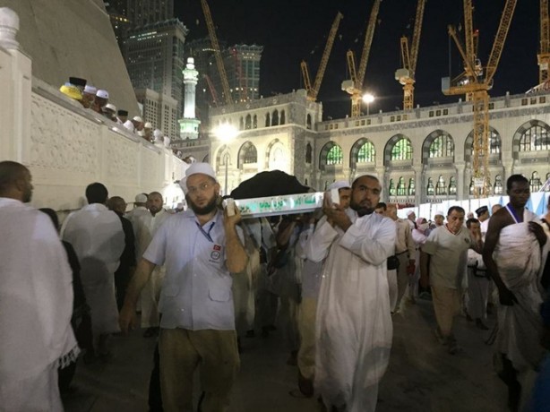 Foto - Mekke şehitlerine son görev