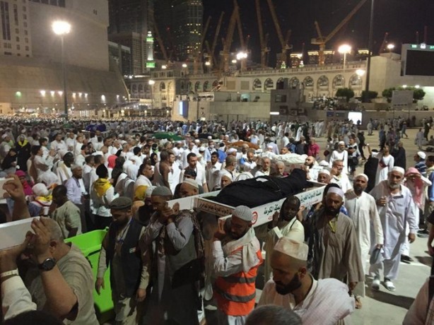 Foto - Mekke şehitlerine son görev