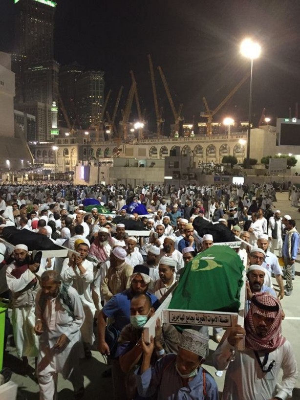 Foto - Mekke şehitlerine son görev