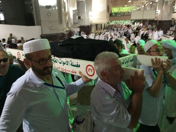 Foto - Mekke şehitlerine son görev