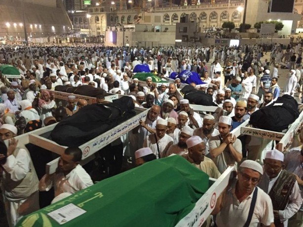 Foto - Mekke şehitlerine son görev