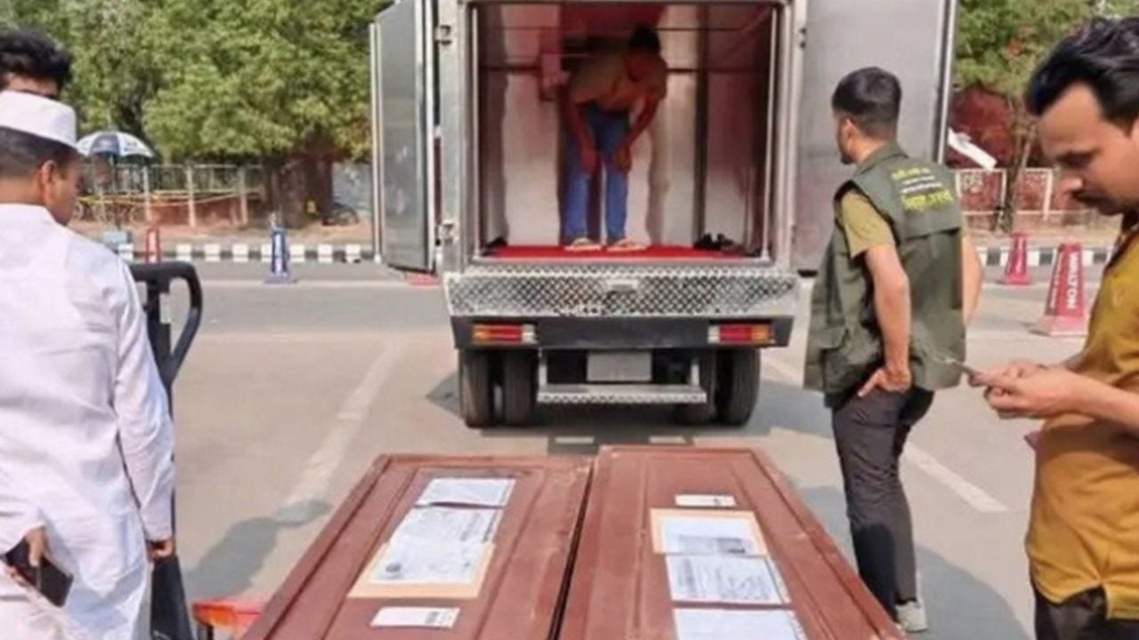 Foto - Mekke’de camide cinsel ilişkiye girince idam edilmişlerdi! Yaptıkları rezillik sonrası olan çocuklarına oldu