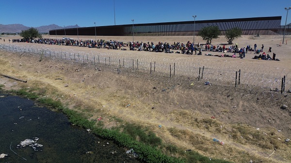 Foto - Meksika sınırında hareketlilik sürüyor