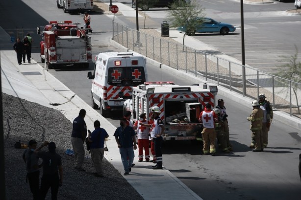 Foto - Meksika'da felaket! Otomobil fabrikası patladı