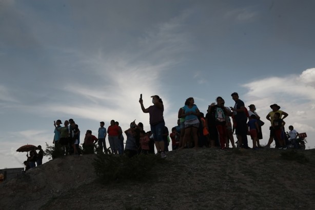 Foto - Meksika'da felaket! Otomobil fabrikası patladı