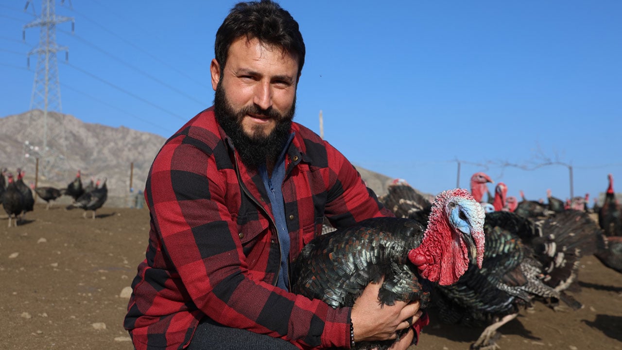 Memleket gibi yok dedi, Almanya’dan dönüp çiftlik kurdu!