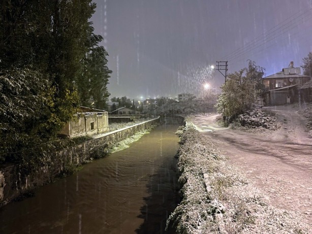 Foto - Memlekete merkezlere yılın ilk karı düştü