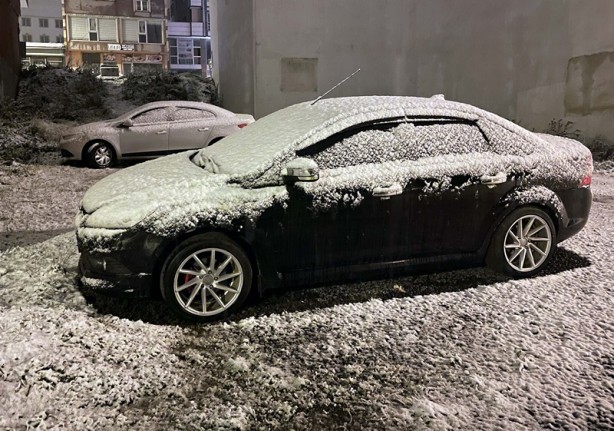 Memlekete merkezlere yılın ilk karı düştü
