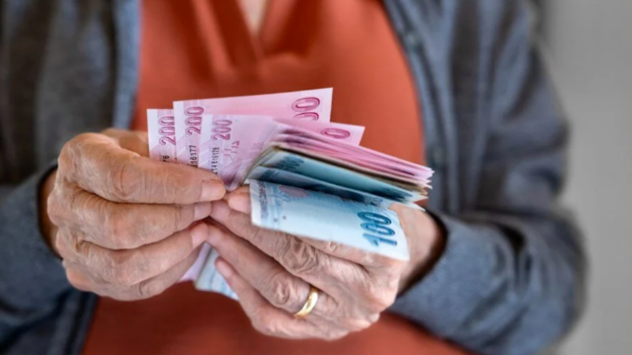 Foto - Memur ve Memur Emeklisine Zam Teklifi Açıklandı