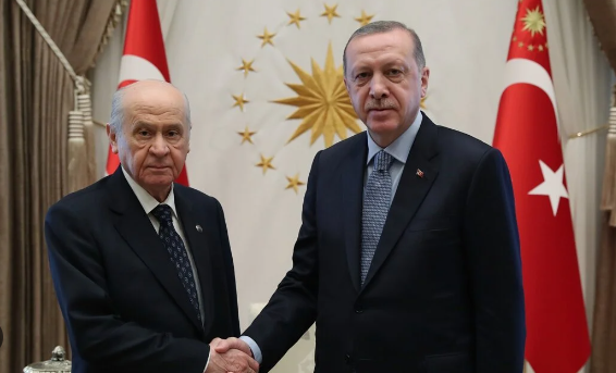 Foto - Menzil cemaati yerel seçim kararını Türkiye'ye ilan etti: Duruşumuzu koruyoruz