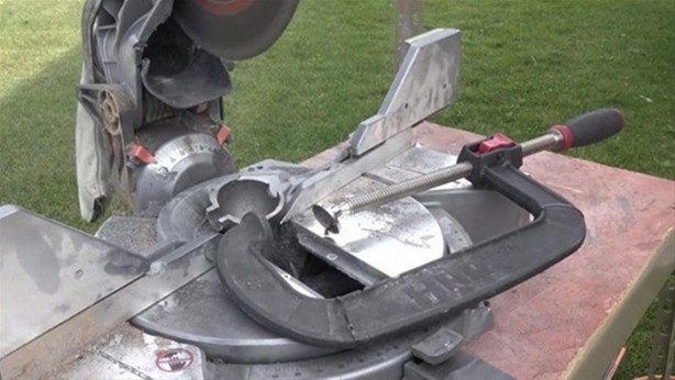 Foto - Merak edip el bombasının içini açtılar!