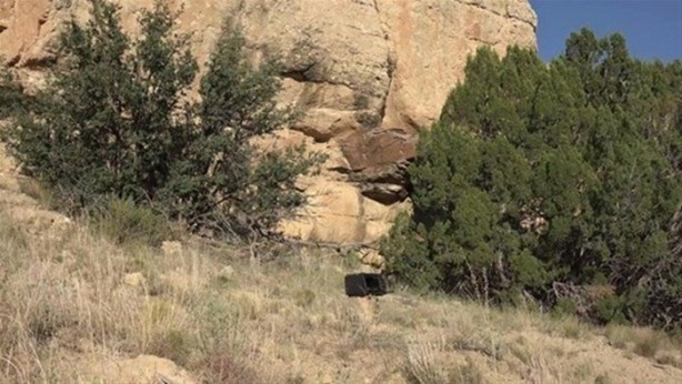 Foto - Merak edip el bombasının içini açtılar!