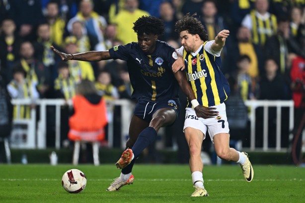 Merakla beklenen açıklama: Yok artık dedirtecek ifadeler: Kucağına bombayı bıraktı! Kilitli dolap mı?