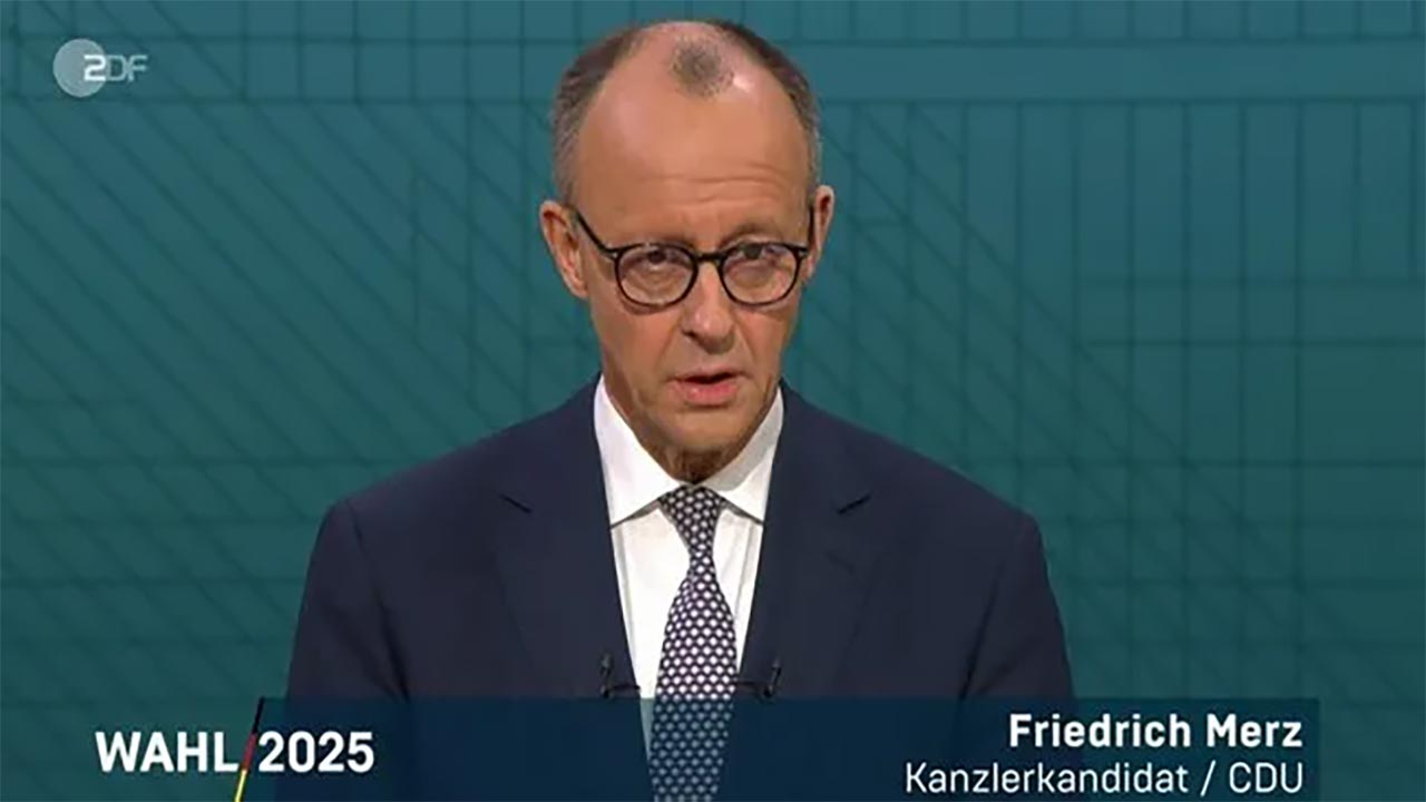 Foto - Merakla beklenen düello gerçekleşti! 25 dakika boyunca göçü tartıştılar