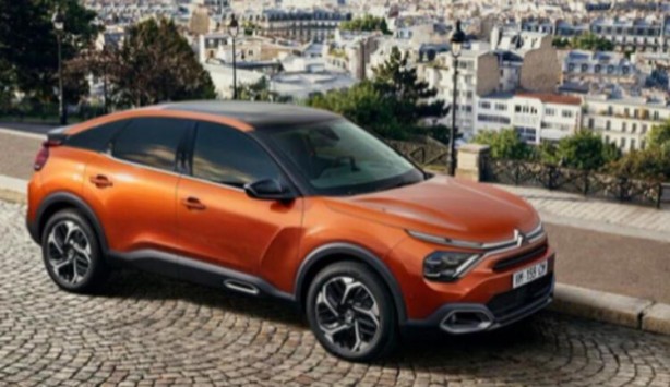 Foto - Merakla bekleniyordu! Türkiye fiyatı belli oldu