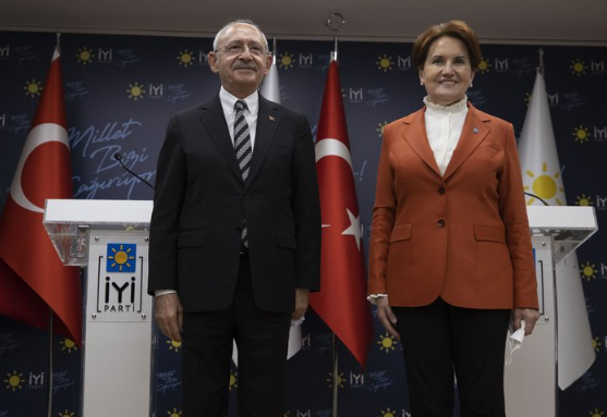 Foto - Meral Akşener’den Kemal Kılıçdaroğlu’na olay gönderme: Emekli olup evine gitmeli