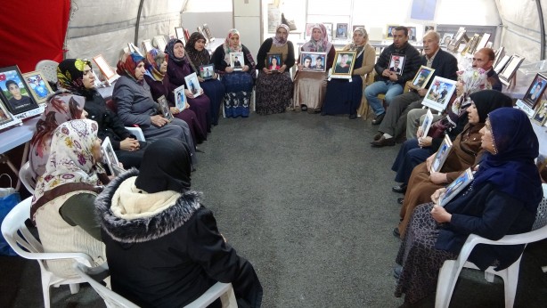 Foto - Meral Akşener'e Diyarbakır tepkisi: Kandil'den talimat alıyor!