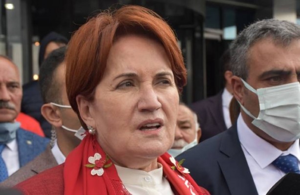 Meral Akşener'i eleştirdi, İP'lilerin saldırısına uğradı
