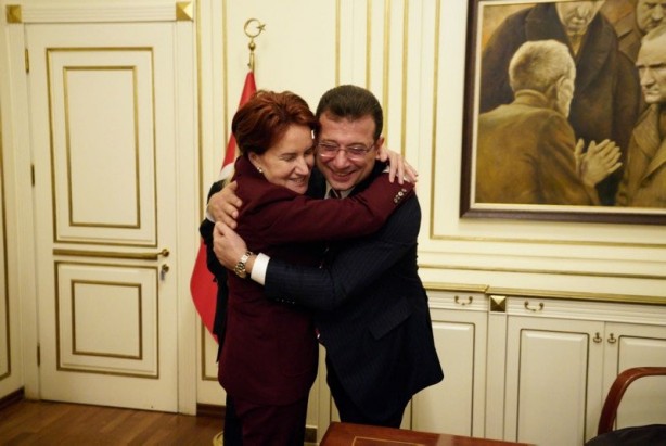 Foto - Meral Akşener’in eski danışmanı sırları açıkladı! İYİ Parti politikaları ABD’de belirleniyor