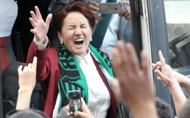 Foto - Meral Akşener’in foyası ortaya çıktı! Bu saatten sonra insan içine çıkamayacak! İşte tam listesi