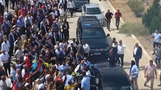 Foto - Meral Akşener'in Şanlıurfa konvoyunda kaza!