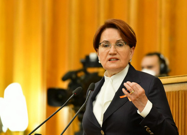 Foto - Meral'in askeri tehdit etti! Duyunca şok olacaksınız! Yok böyle bir açıklama...