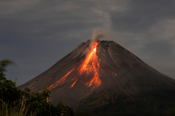 Foto - Merapi'den film gibi görüntüler