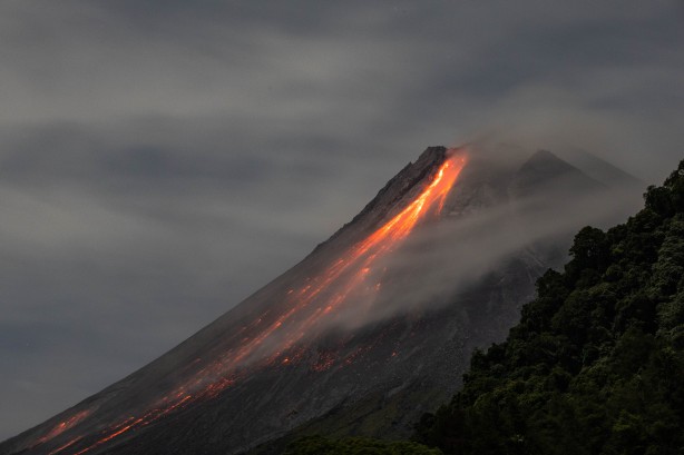 Foto - Merapi'den film gibi görüntüler