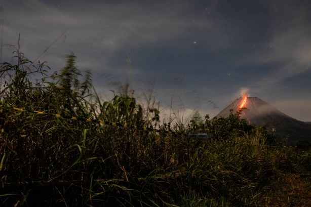 Foto - Merapi'den film gibi görüntüler