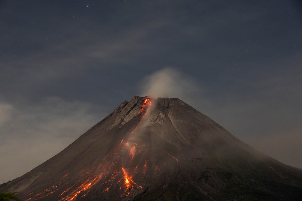 Foto - Merapi'den film gibi görüntüler